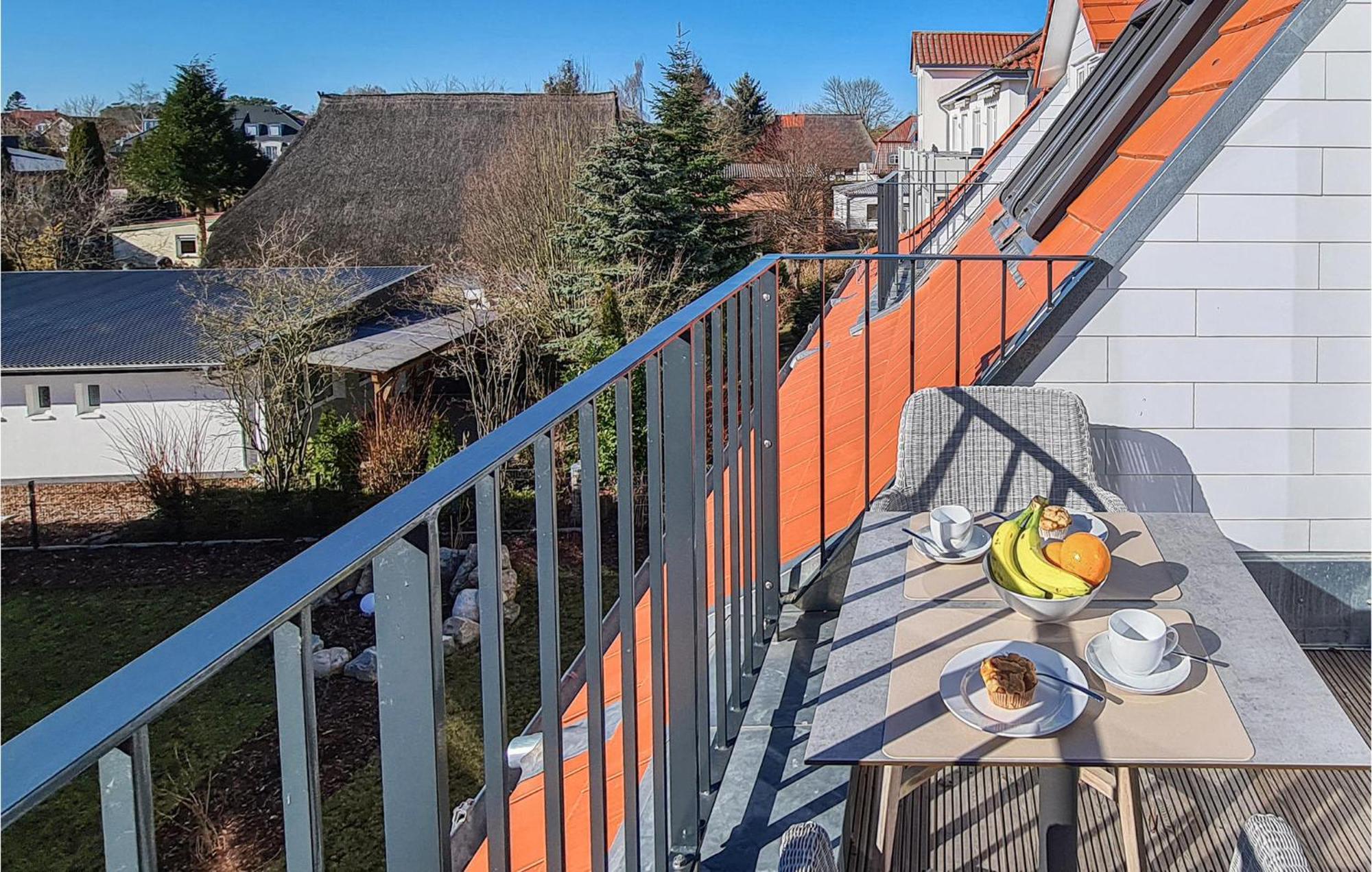 Amazing apartment in Ostseebad Boltenhagen with 1 Bedrooms, Sauna&WiFi Buitenkant foto