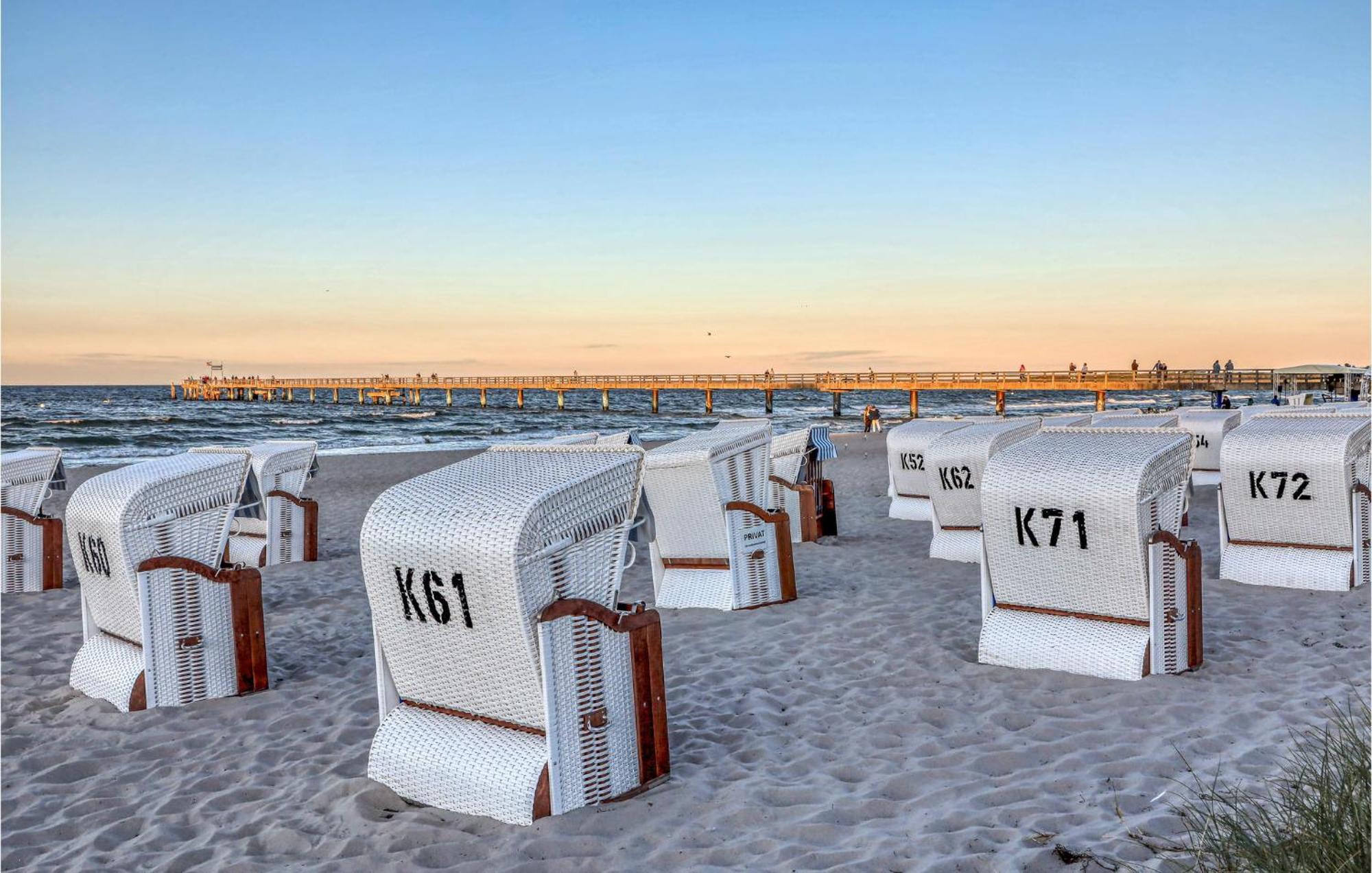 Amazing apartment in Ostseebad Boltenhagen with 1 Bedrooms, Sauna&WiFi Buitenkant foto